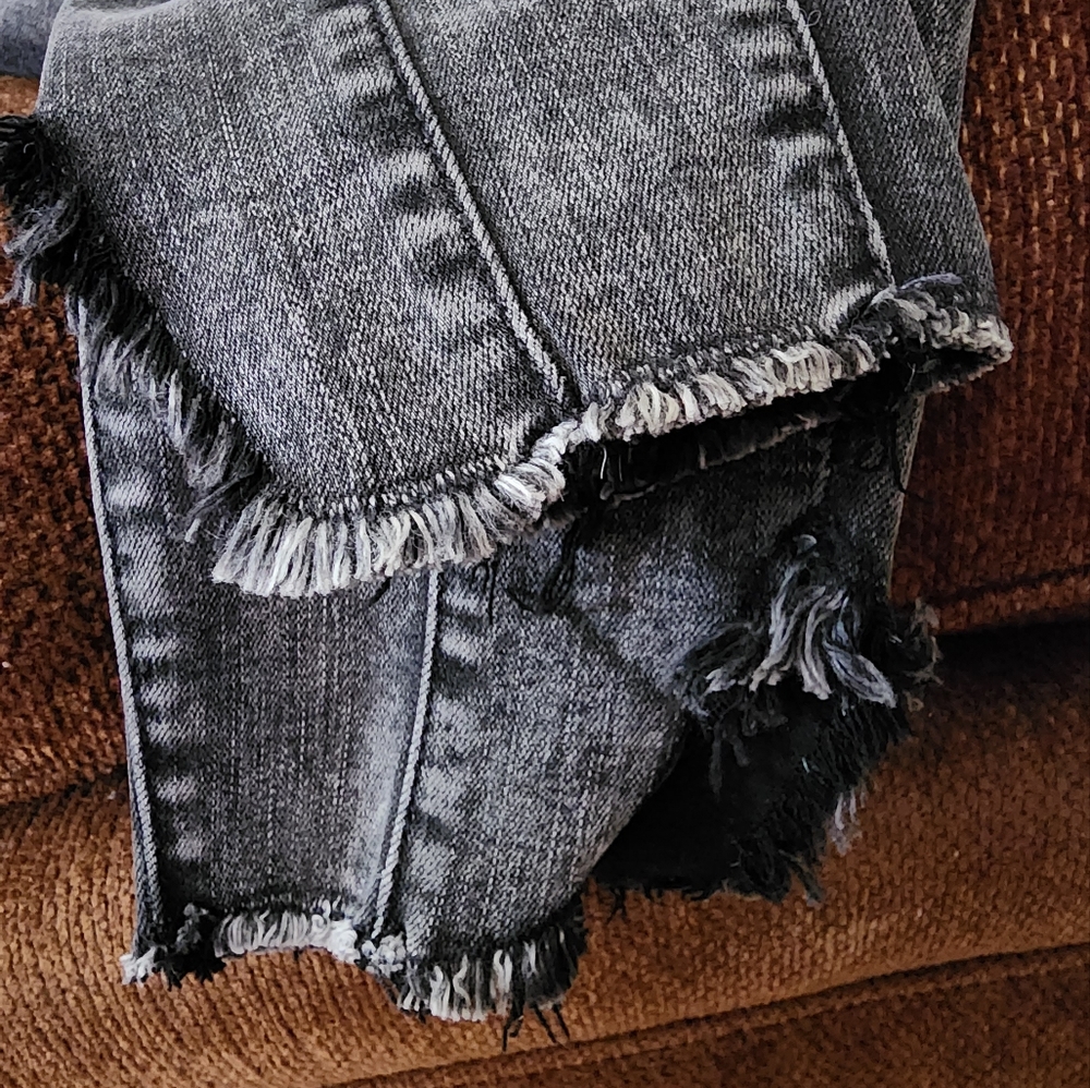 Dark Wash Distressed Black Sharkbite Skinny Jeans - Picture 8 of 11